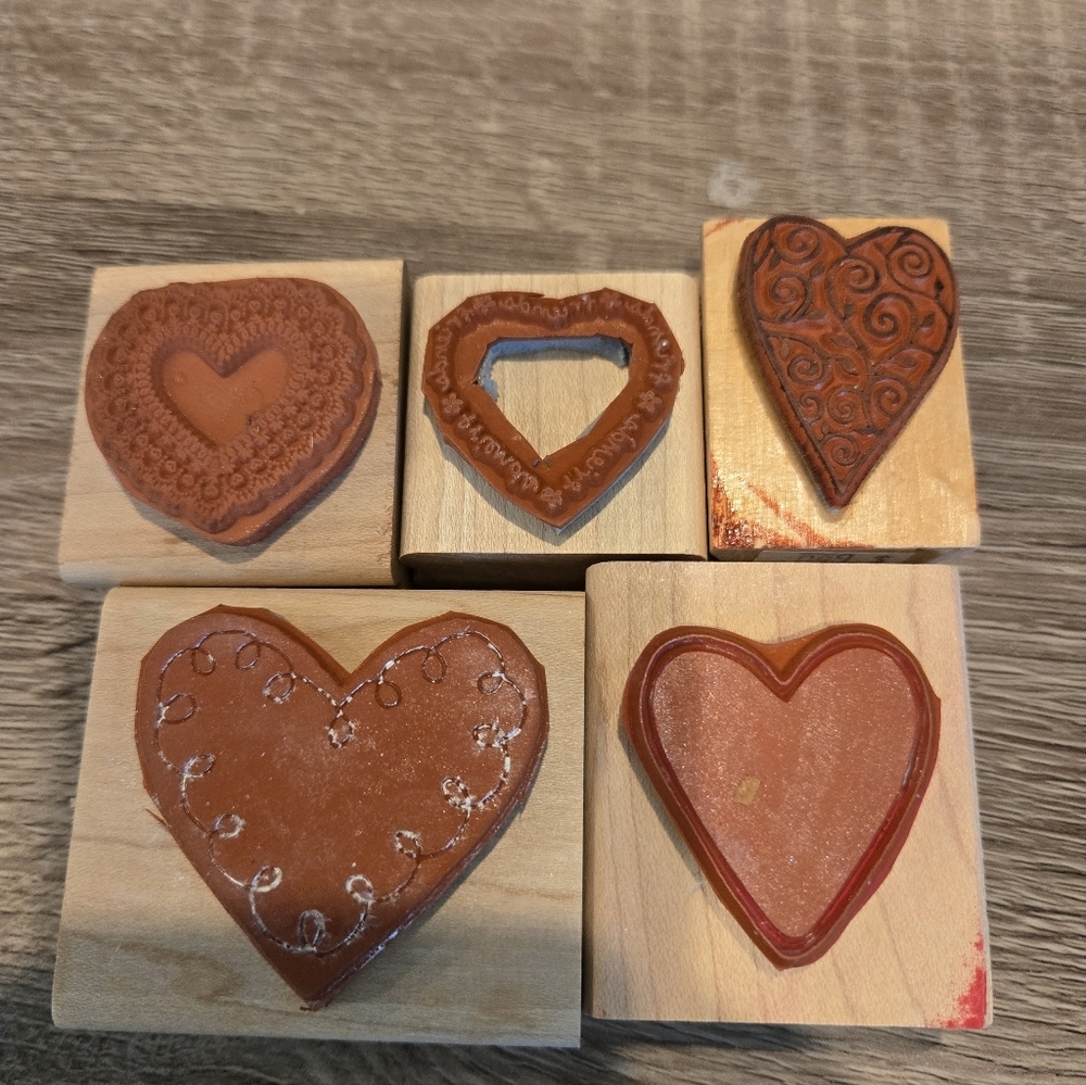 Stampin' Up! Heart Wooden Stamp *COLLECTORS* - Black and Red Designs 1998~2003 - Picture 2 of 2